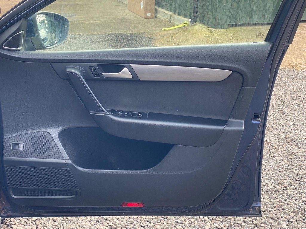 Used Volkswagen Passat 2012 for sale - 77703642: Photo 46