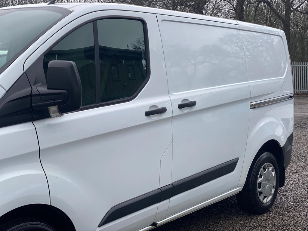 Used Ford Transit Custom 2015 for sale - 77470512: Photo 28
