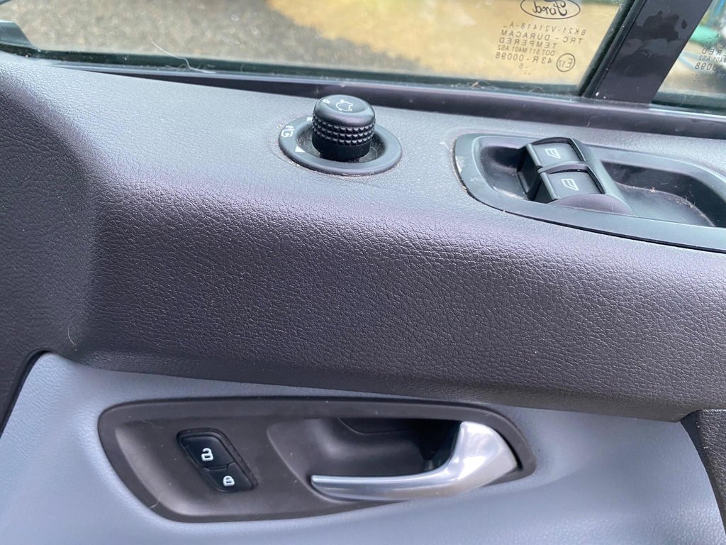 Used Ford Transit Custom 2015 for sale - 77470512: Photo 42