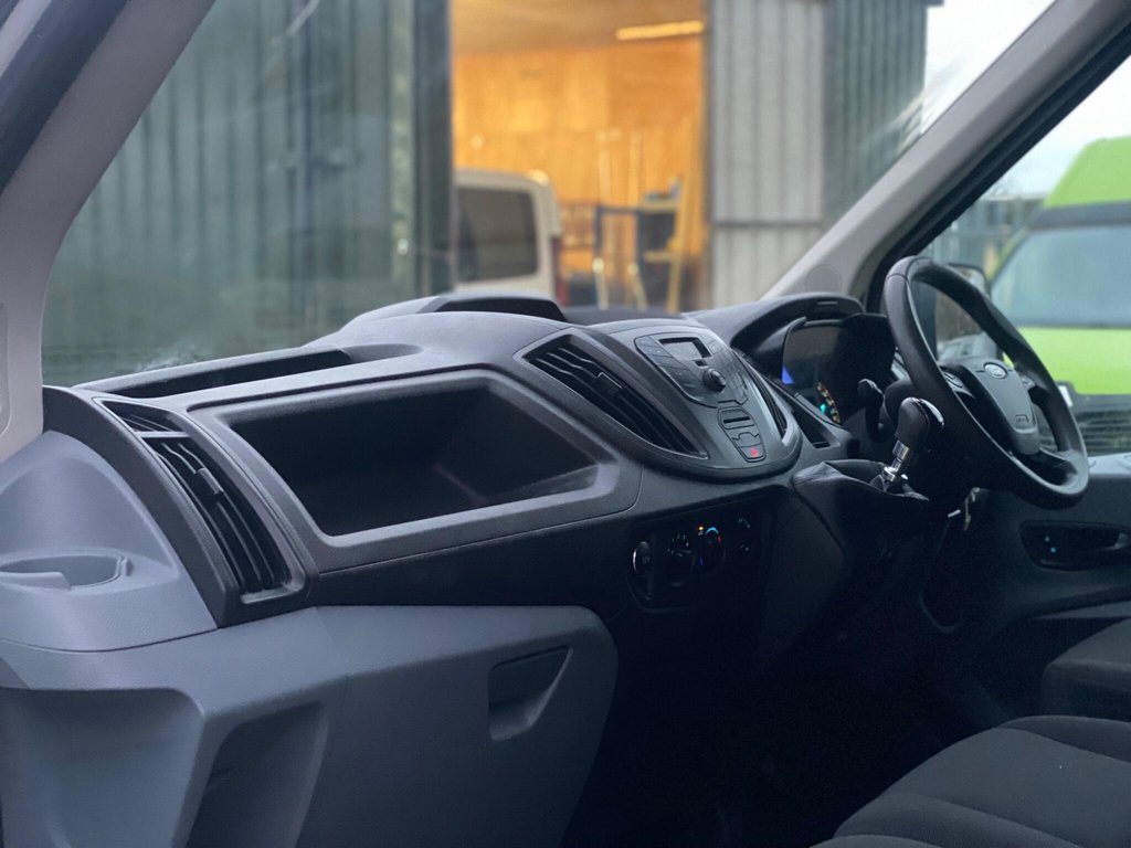 Used Ford Transit 2015 for sale - 76481917: Photo 50