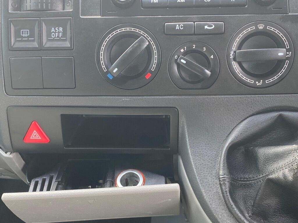 Used Volkswagen Transporter 2006 for sale - 76768038: Photo 37