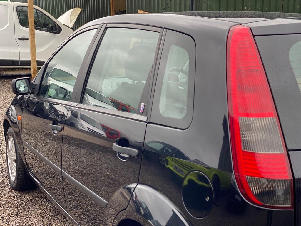 Used Ford Fiesta 2004 for sale - 77890887: Photo 26