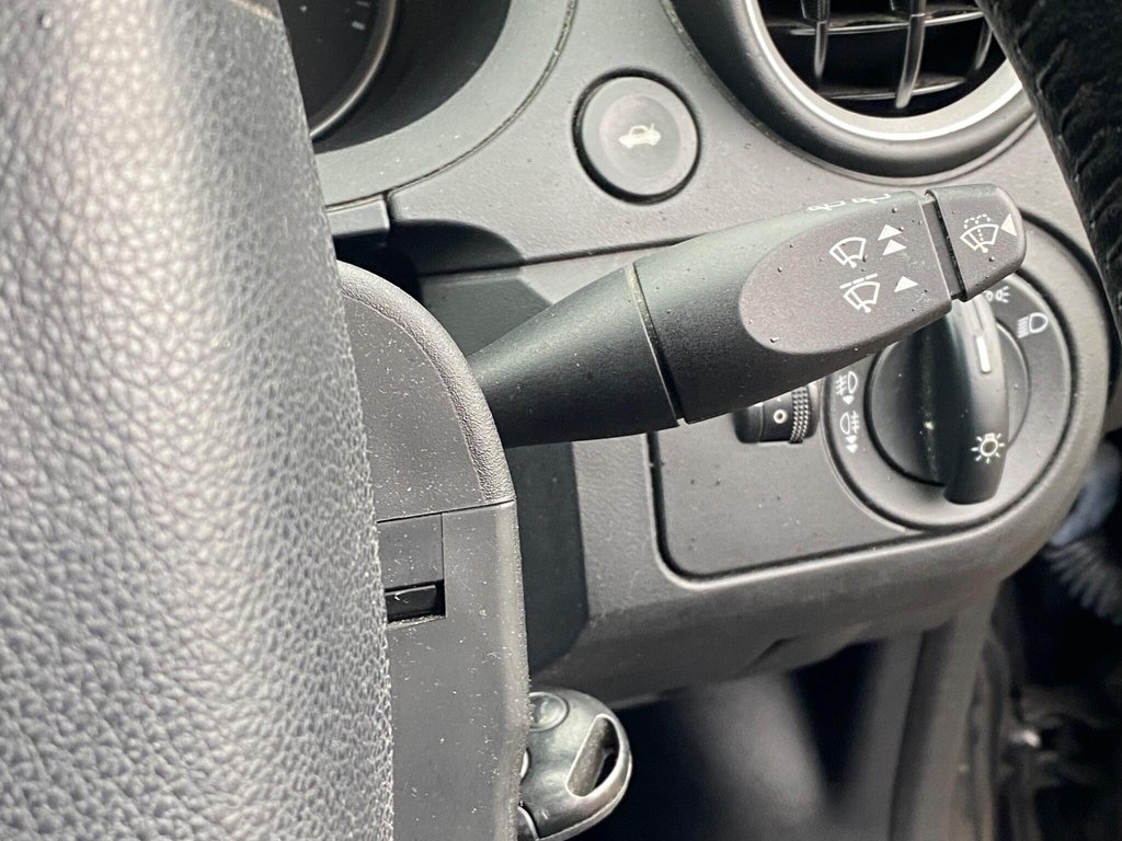 Used Ford Fiesta 2004 for sale - 77890887: Photo 34