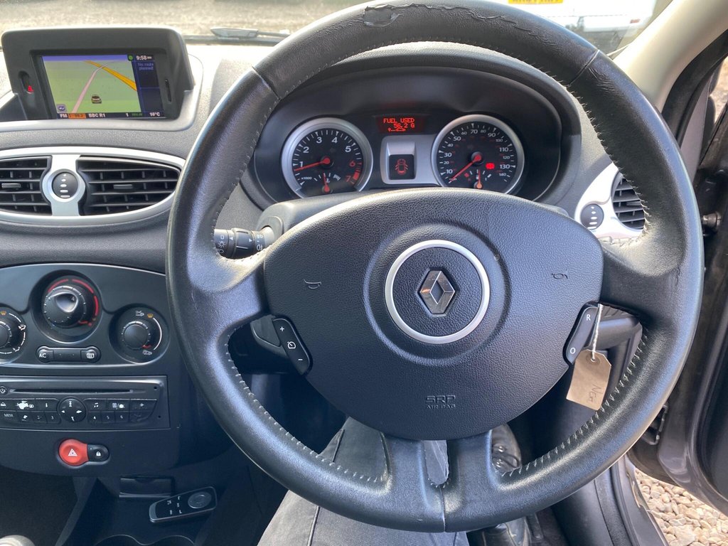Used Renault Clio 2010 for sale - 77841315: Photo 11