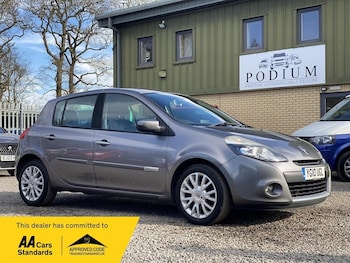 Used Renault Clio 2010 for sale - 77841315: Photo