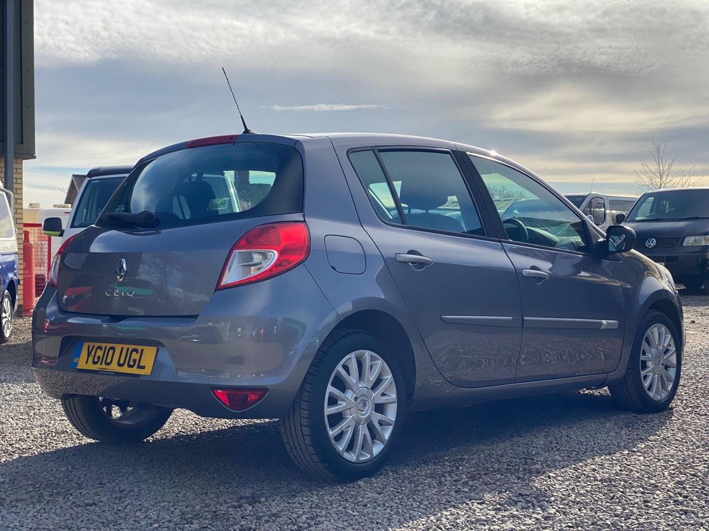 Used Renault Clio 2010 for sale - 77841315: Photo 5