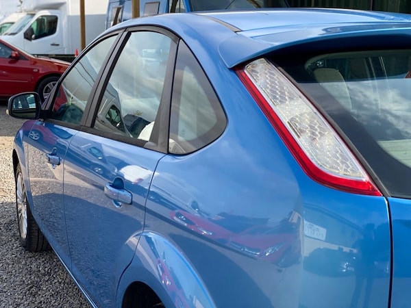 Used Ford Focus 2010 for sale - 76309431: Photo 28