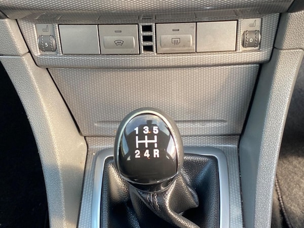 Used Ford Focus 2010 for sale - 76309431: Photo 34
