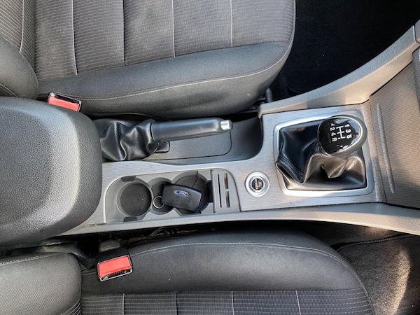 Used Ford Focus 2010 for sale - 76309431: Photo 35