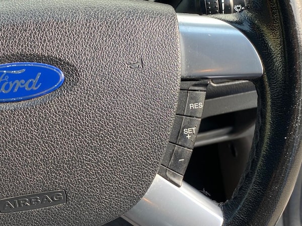 Used Ford Focus 2010 for sale - 76309431: Photo 38