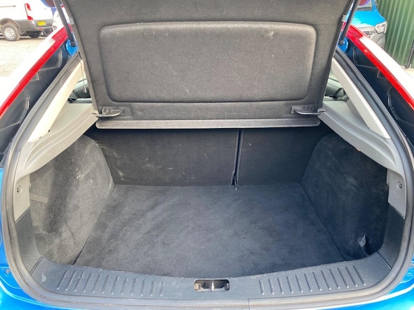 Used Ford Focus 2010 for sale - 76309431: Photo 47