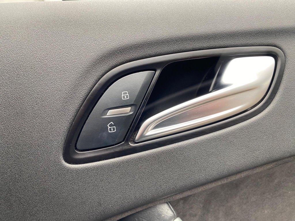 Used Audi TT 2011 for sale - 77525819: Photo 44