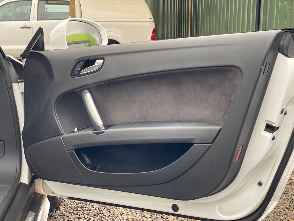 Used Audi TT 2011 for sale - 77525819: Photo 46