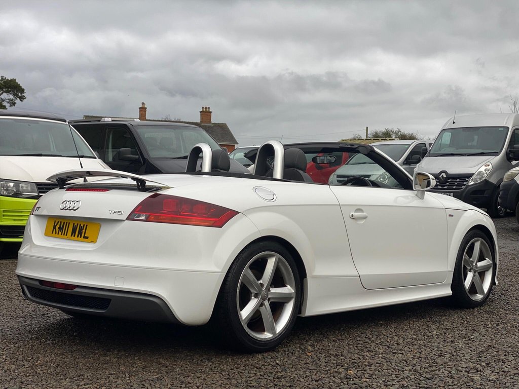 Used Audi TT 2011 for sale - 77525819: Photo 5