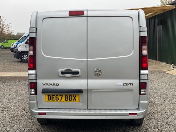 Used Vauxhall Vivaro 2017 for sale - 76250087: Photo 15