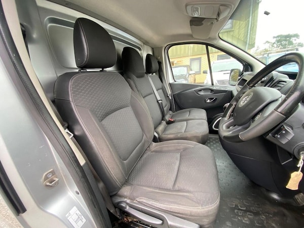 Used Vauxhall Vivaro 2017 for sale - 76250087: Photo 25