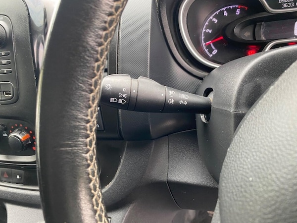 Used Vauxhall Vivaro 2017 for sale - 76250087: Photo 31