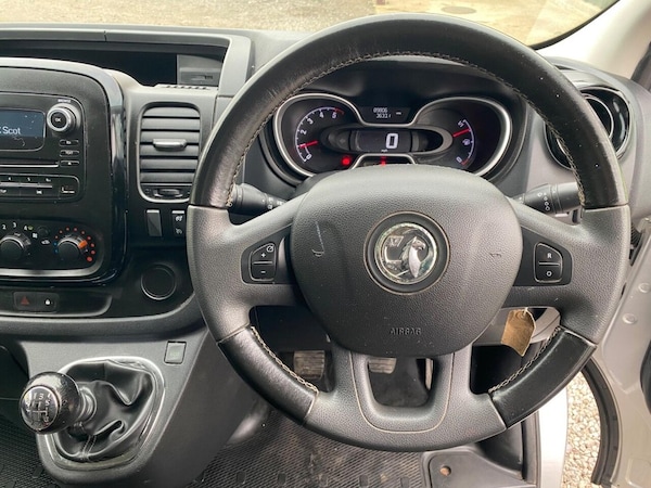 Used Vauxhall Vivaro 2017 for sale - 76250087: Photo 34