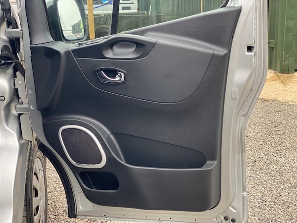 Used Vauxhall Vivaro 2017 for sale - 76250087: Photo 38
