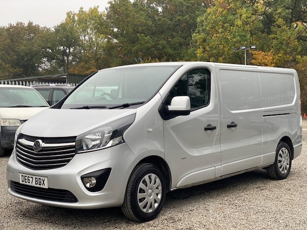 Used Vauxhall Vivaro 2017 for sale - 76250087: Photo 3