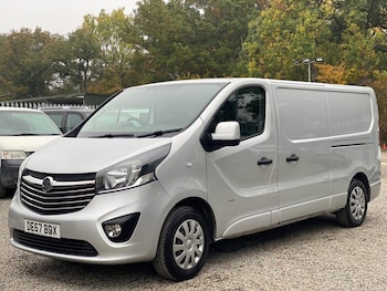 Used Vauxhall Vivaro 2017 for sale - 76250087: Photo 3