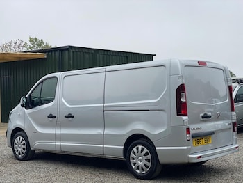 Used Vauxhall Vivaro 2017 for sale - 76250087: Photo 4