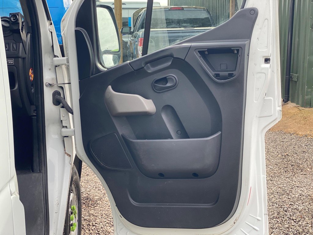 Used Vauxhall Movano 2018 for sale - 76372423: Photo 45