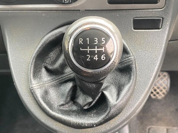 Used Volkswagen Transporter Shuttle 2012 for sale - 76168461: Photo 45