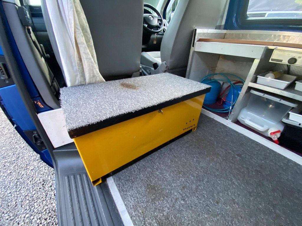 Used Volkswagen Transporter 2007 for sale - 76582764: Photo 11