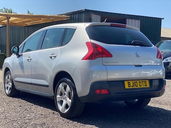 Used Peugeot 3008 2010 for sale - 79160010: Photo