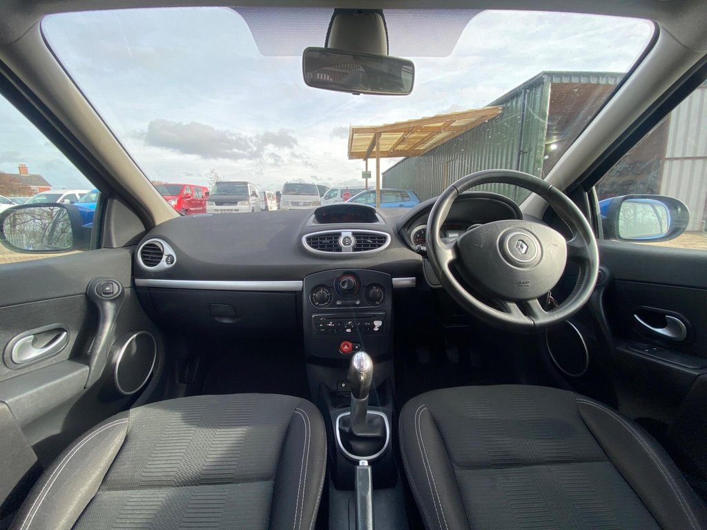 Used Renault Clio 2009 for sale - 78134291: Photo 11