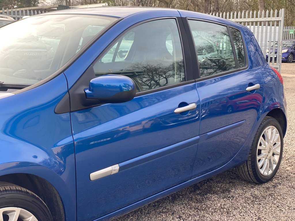 Used Renault Clio 2009 for sale - 78134291: Photo 25