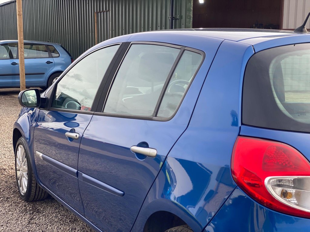 Used Renault Clio 2009 for sale - 78134291: Photo 27