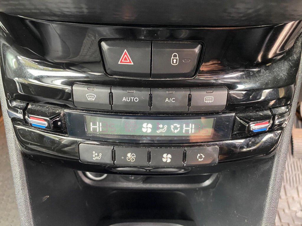 Used Peugeot 2008 2013 for sale - 76139870: Photo 33