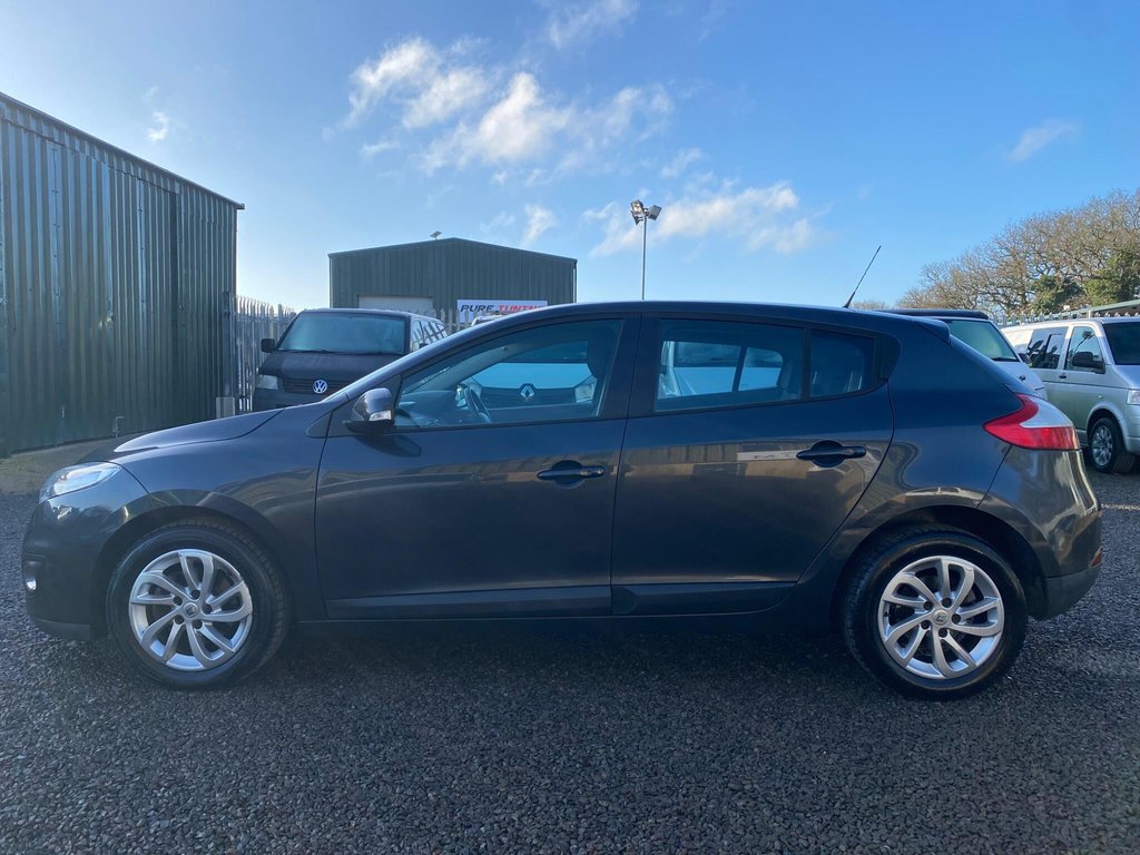Used Renault Megane 2012 for sale - 77018149: Photo 21