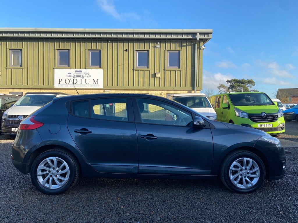 Used Renault Megane 2012 for sale - 77018149: Photo 24