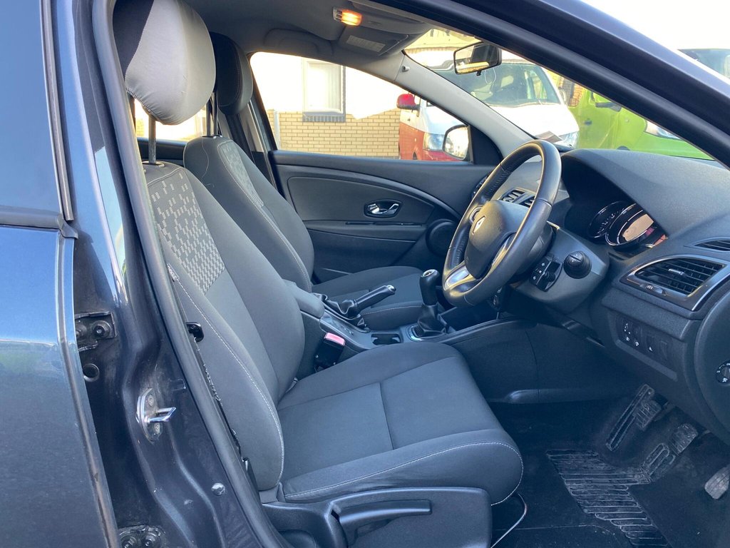 Used Renault Megane 2012 for sale - 77018149: Photo 34