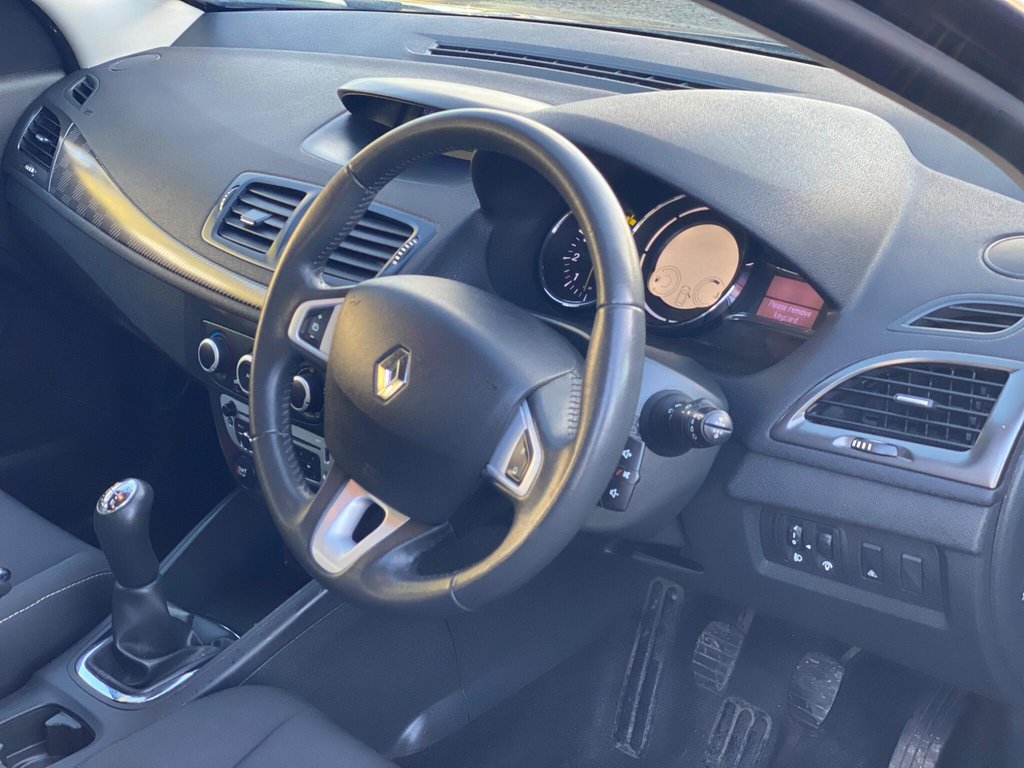 Used Renault Megane 2012 for sale - 77018149: Photo 6