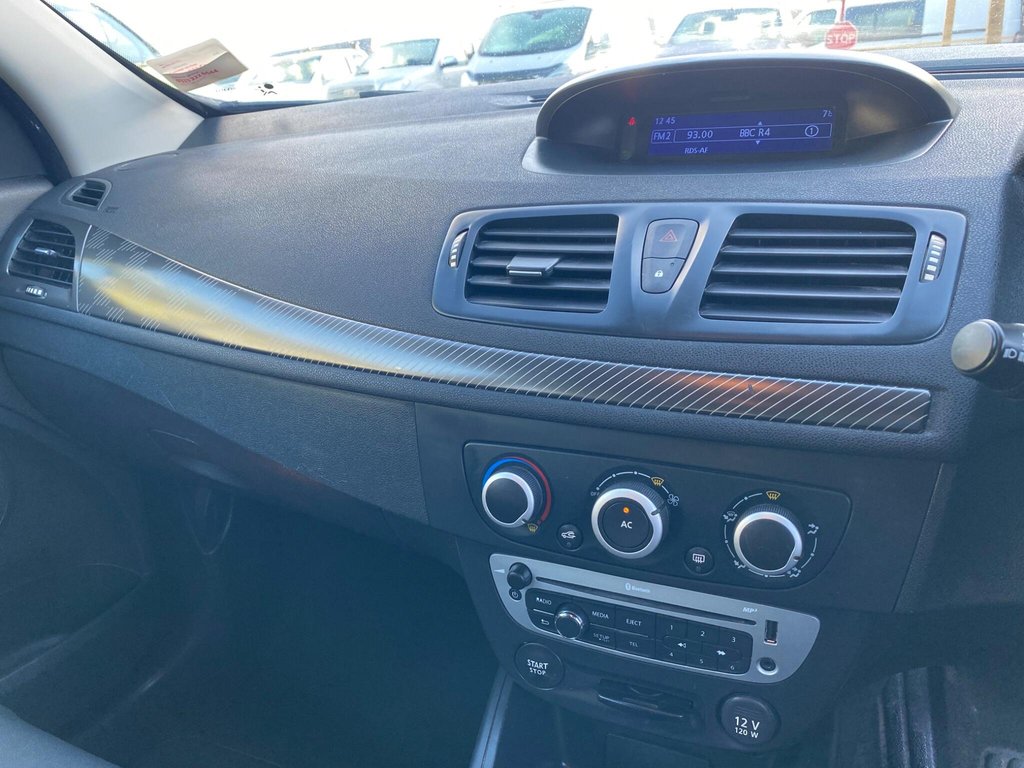 Used Renault Megane 2012 for sale - 77018149: Photo 8