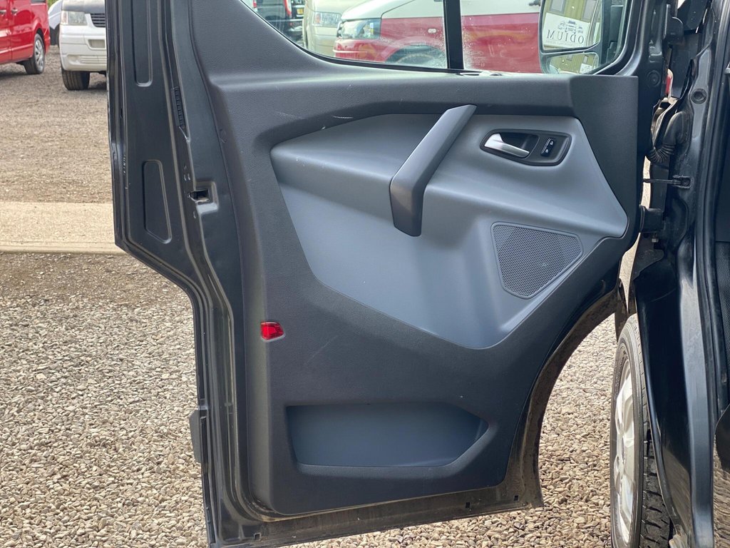 Used Ford Transit Custom 2016 for sale - 78140799: Photo 48