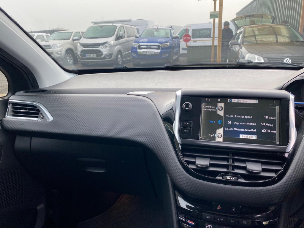 Used Peugeot 2008 2013 for sale - 77018124: Photo 9