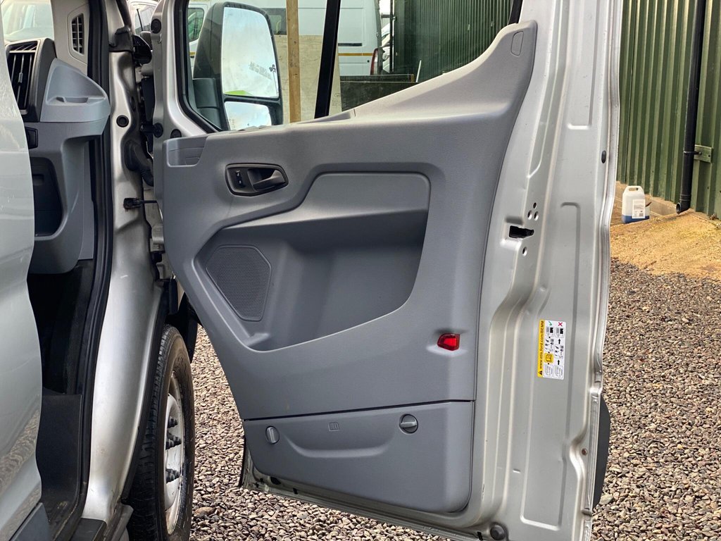 Used Ford Transit 2017 for sale - 76848097: Photo 24