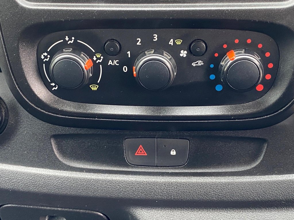 Used Renault Trafic 2015 for sale - 78206628: Photo 31