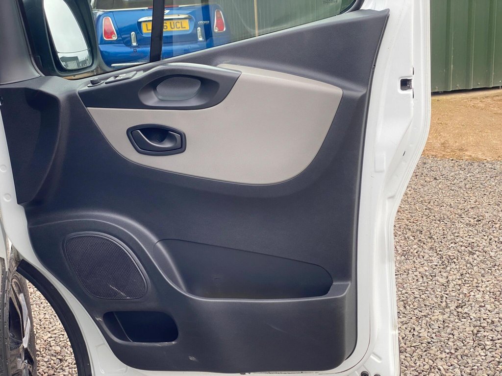 Used Renault Trafic 2015 for sale - 78206628: Photo 38