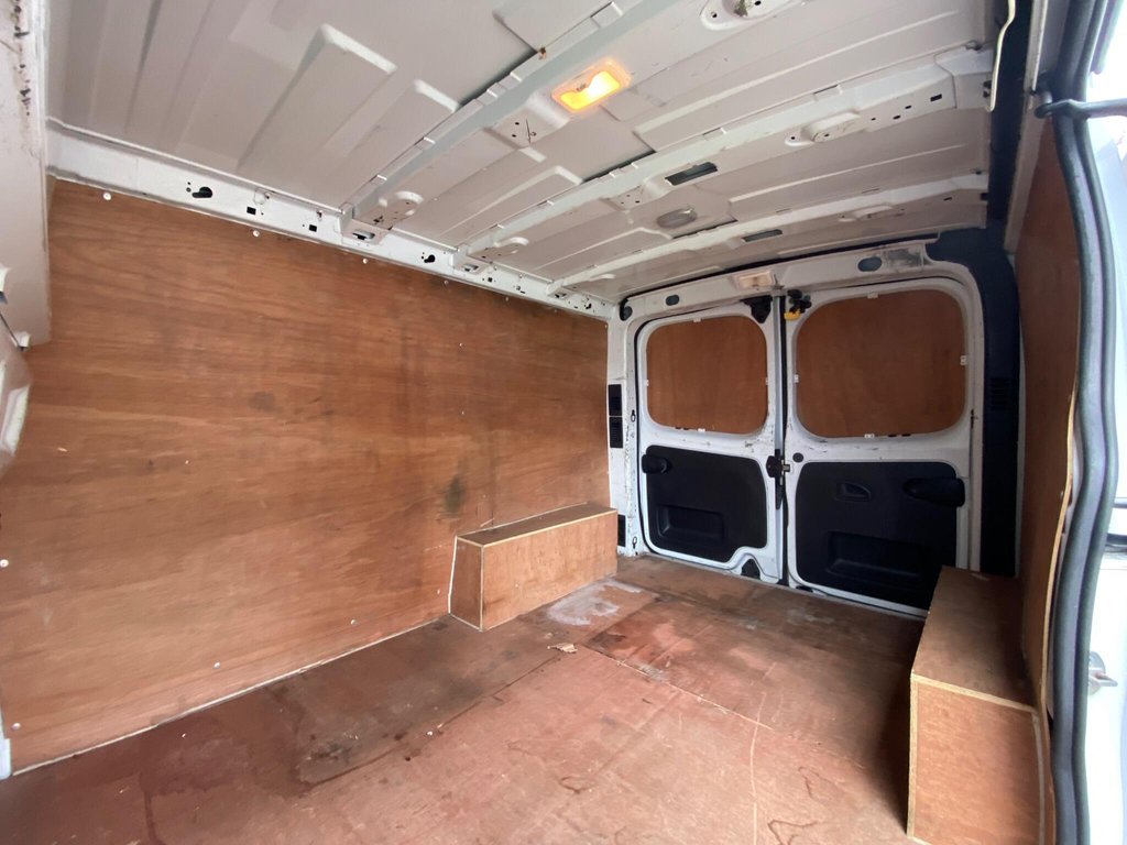 Used Renault Trafic 2015 for sale - 78206628: Photo 46