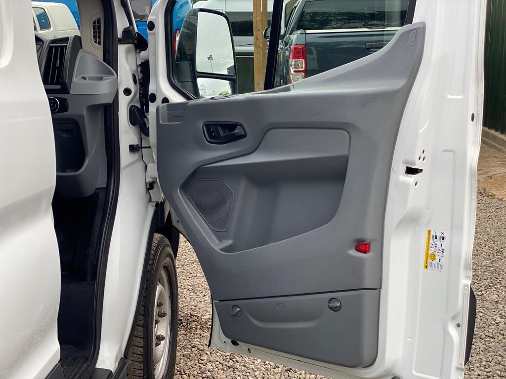 Used Ford Transit 2018 for sale - 76417661: Photo 49