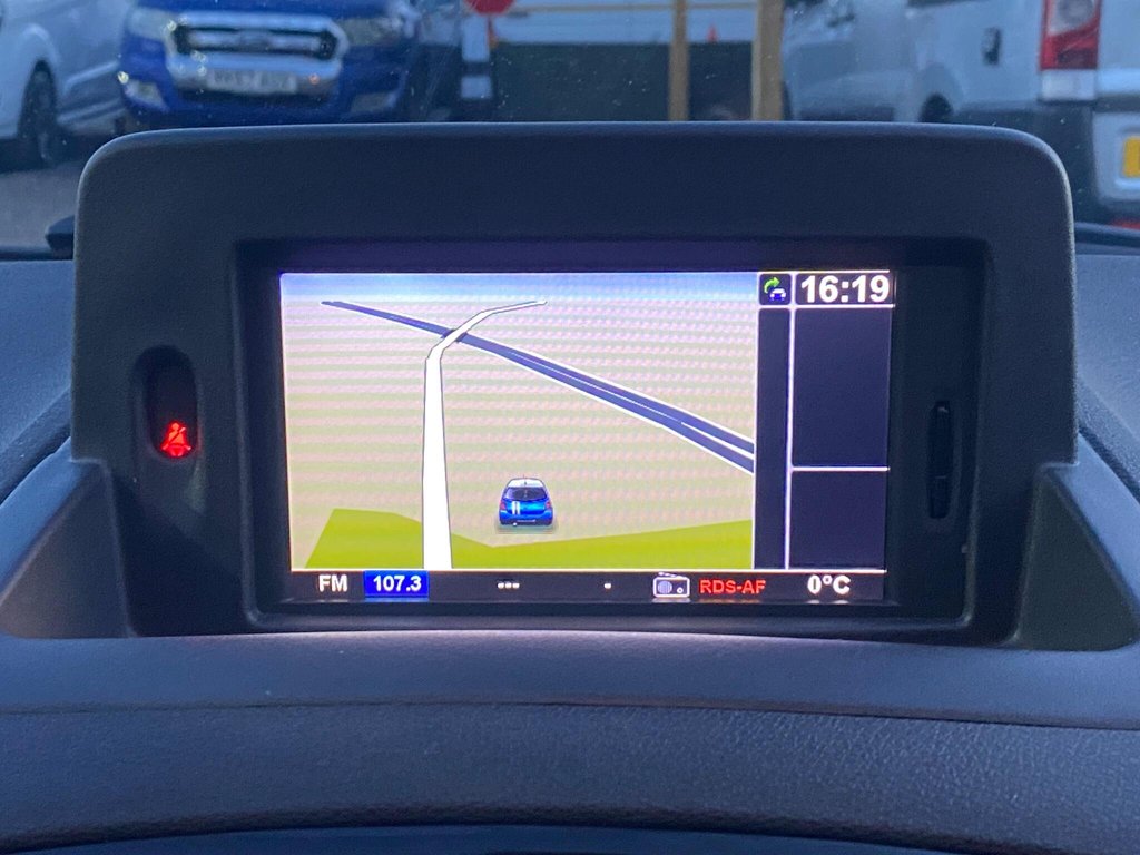 Used Renault Clio 2012 for sale - 77161494: Photo 33