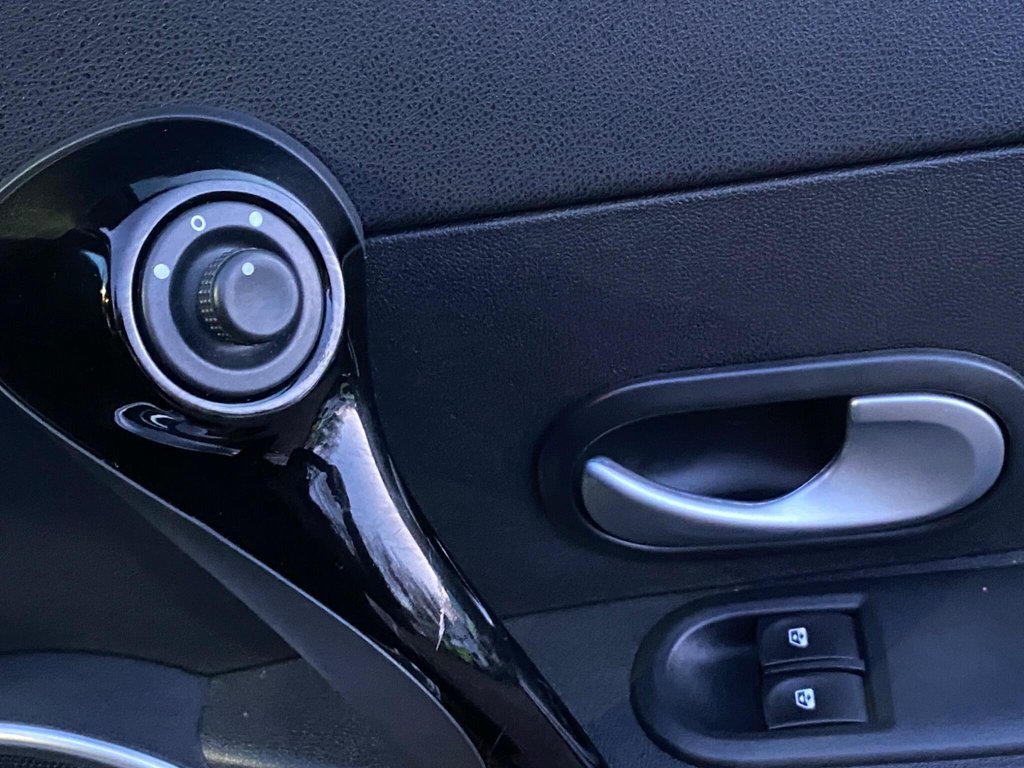 Used Renault Clio 2012 for sale - 77161494: Photo 48