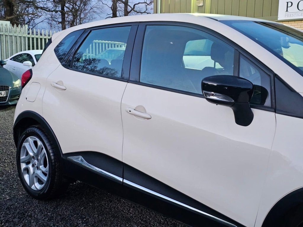 Used Renault Captur 2015 for sale - 77236467: Photo 15