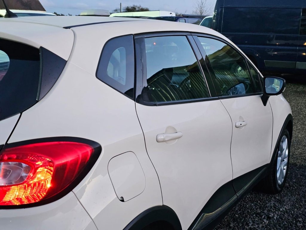 Used Renault Captur 2015 for sale - 77236467: Photo 18